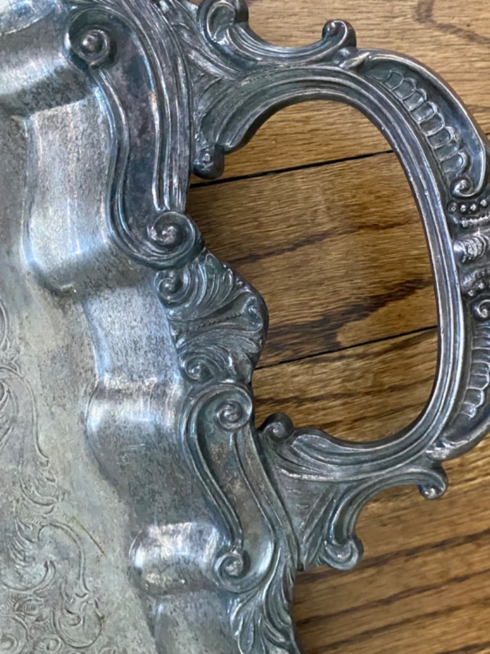 Vintage Silver Plate Tray. Ornate Platter, Legs and Handles. Very Good Condition - Picture 5 of 10
